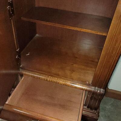 Lot 137: Stanley Furniture Marble Top Side Table #2