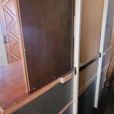 Lot 139: Stanley Furniture Marble Top Dresser with Mirrors 