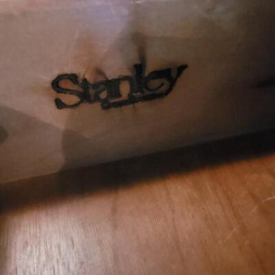 Lot 139: Stanley Furniture Marble Top Dresser with Mirrors 