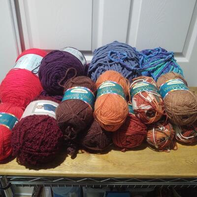 101 - Skeins of Yarn