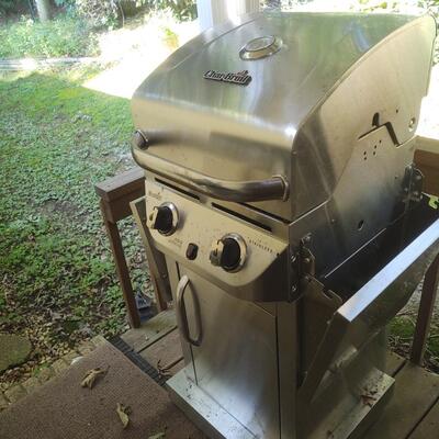 114 - Gas Grill