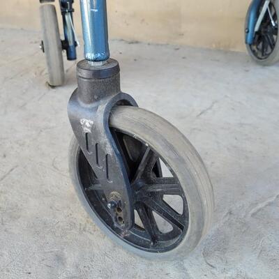 Lot 153: NOVA Zoom 24 Mobility Walker 