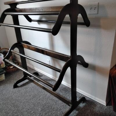 LOT 33 TALL TWO TIER WOODEN QUILT RACK 