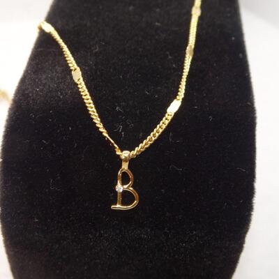 Gold Tone Letter (B) Initial Vera Bradley Necklace 