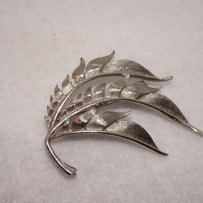 Silver Leaf Pin 