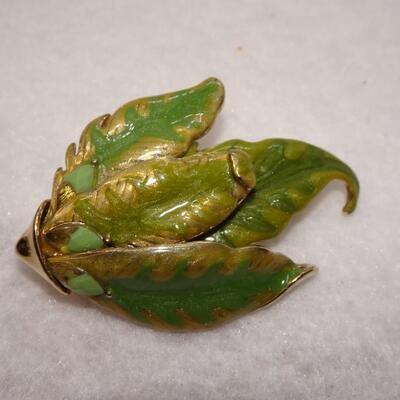 Gold Tone Enamel Leaf Brooch IC