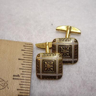 Vintage Gold Tone Men's Cufflinks 