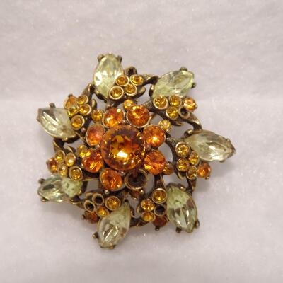 1952 Holly Craft Rhinestone Floral Brooch 