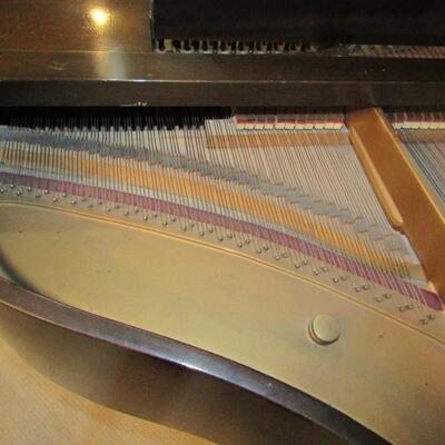 LOT 1 BABY GRAND PIANO WITH BENCH