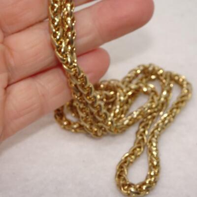 Gold Tone Rope Chain 