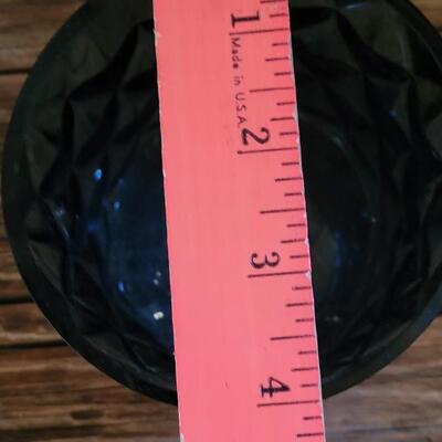 Lot 158: (2) Glass Vessels