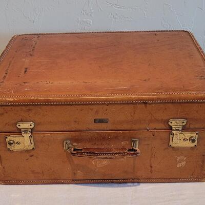 Lot 160: Vintage Brown Leather Suitcase Monogrammed E.S.