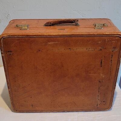 Lot 160: Vintage Brown Leather Suitcase Monogrammed E.S.