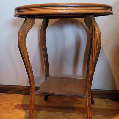 Lot 166: Vintage Parlor Table