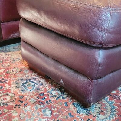 Lot 167: La-z-Boy Leather Chair & Ottoman 