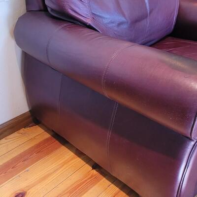 Lot 167: La-z-Boy Leather Chair & Ottoman 