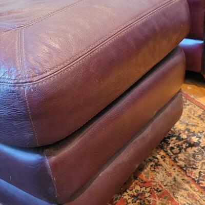 Lot 167: La-z-Boy Leather Chair & Ottoman 