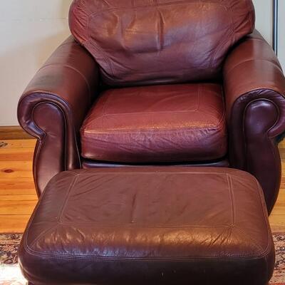 Lot 167: La-z-Boy Leather Chair & Ottoman 