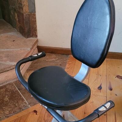 Lot 173: HealthRider N25 Recumbent Stationary Bike
