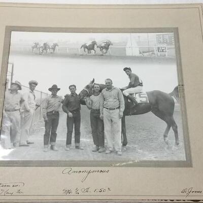 Lot 195: (3) Vintage Race Horse Cabinet Photo Cards