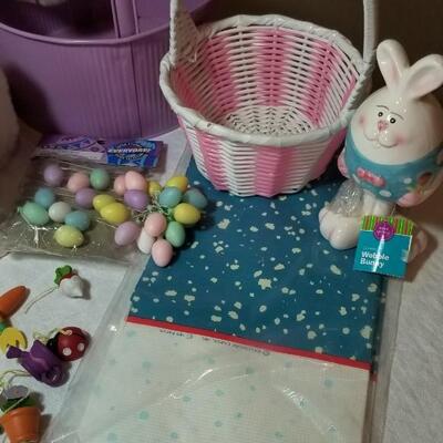 Lot 213: Easter Decorations Lot