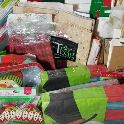 Lot 227: Christmas Boxes, Bags, Plates & Napkins