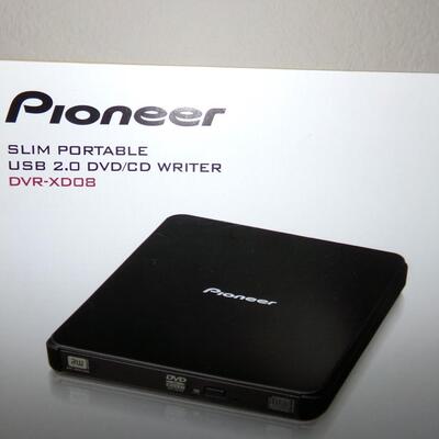 LOT 48 PIONEER SLIM PORTABLE DVD /CD WRITER DVR-XD08 & MORE