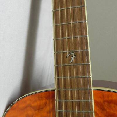 LOT 3  FENDER ACUSTIC GUITAR