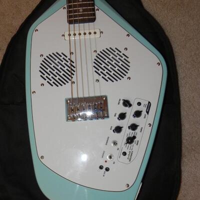 LOT 45  APACHE GUITAR