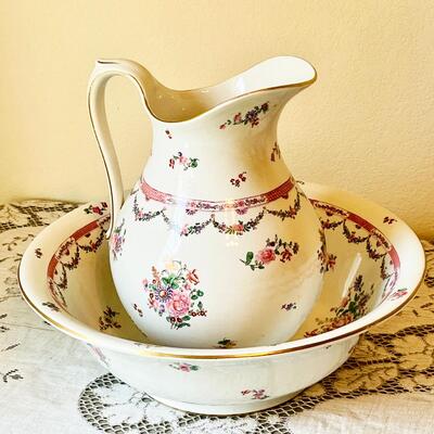 LOT 179 ST  ANTIQUE PITCHER & WASH BASIN ENGLISH T/GOODE FLORAL DESIGN