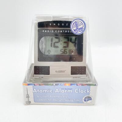 NEW! LA CROSSE SMALL ATOMIC ALARM CLOCK