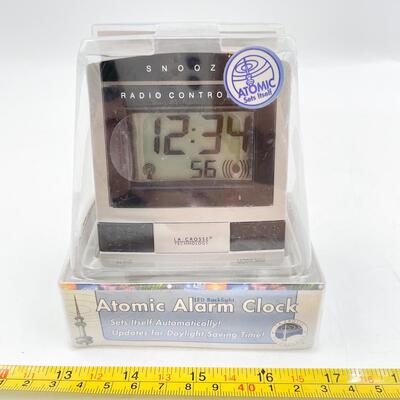 NEW! LA CROSSE SMALL ATOMIC ALARM CLOCK