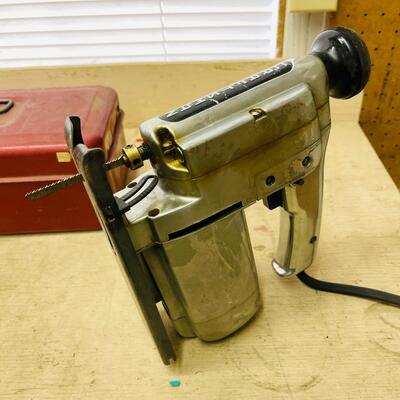 LOT 199  VINTAGE CRAFTSMAN ELECTRIC JIGSAW