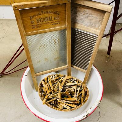 LOT 200  VINTAGE LAUNDRY DAY IRONING BOARD IRON WASHBOARDS BASIN CLOTHES PINS