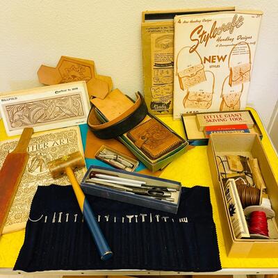 LOT 202  VINTAGE GROUP OF LEATHER TOOLING PATTERNS TOOLS LEATHER & LACINGS CRAFTS