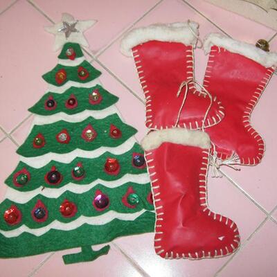 Lot 209 MS Group Christmas Felt Santa Wine Bottle Cozy Apron Charlie Brown Coke Bear Fanny Farmer