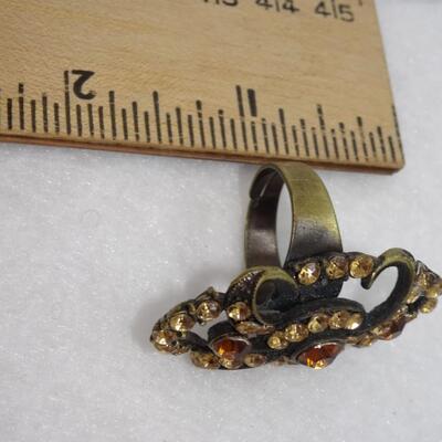 Adjustable Victorian Style Rhinestone Ring, Ambers & Browns - Pretty! 