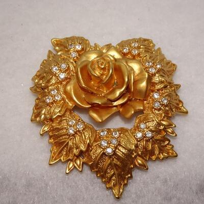 Signed  Elizabeth Taylor Gold Rose Love Blooms Vintage Brooch, Avon