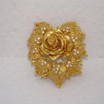 Signed  Elizabeth Taylor Gold Rose Love Blooms Vintage Brooch, Avon