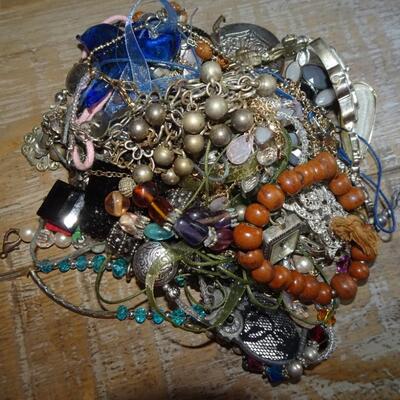 Jewelry Lot - #8 - Wearable, Broken, Craft Jewelry 
