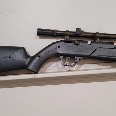 Lot 231: 760 PUMPMASTER Pellet BB Gun w/ DAISY Scope