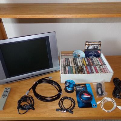 LOT 92 SYLVANIA LCD TV, CASSETTES & CABLES 