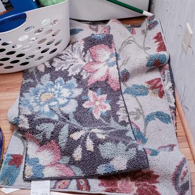 180 - Laundry Room Contents 