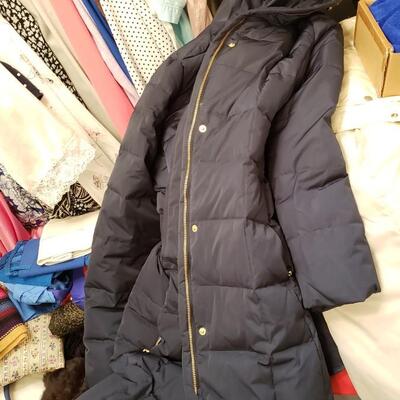 180 - Laundry Room Contents 