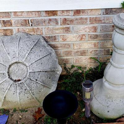 180A - Concrete Bird Bath
