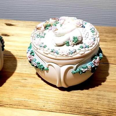 186 - Dreamsicle Music Boxes