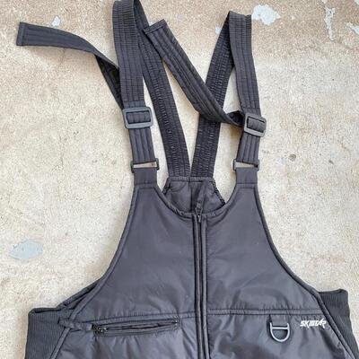 SKIGEAR BLACK INSULATED OVERALLS - MENâ€™S MEDIUM