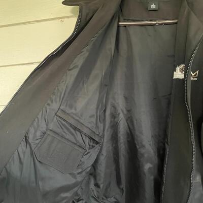 TRI-MOUNTAIN BLACK WINDBREAKER â€œLKMâ€ - MENâ€™S MEDIUM