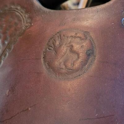 Lot 252: RARE Vintage 1926 JC HIGGINS Handmade Leather Saddle MODEL 8438