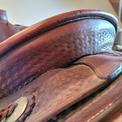 Lot 252: RARE Vintage 1926 JC HIGGINS Handmade Leather Saddle MODEL 8438